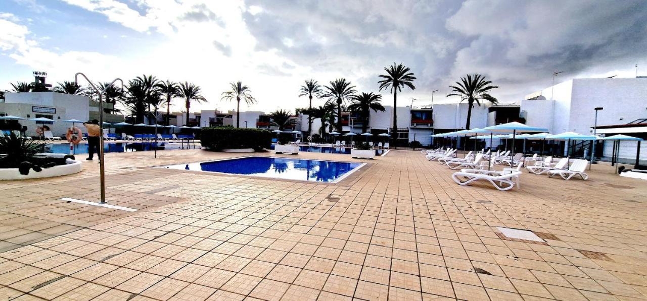 アロナ Ten Bel Primavera, Pool & Free Wifiヴィラ エクステリア 写真